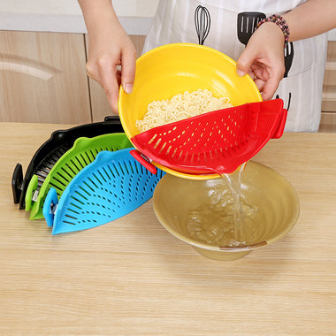 Universal Clip-on Silicone Strainer | Flexible Pot & Pan Draining Funnel