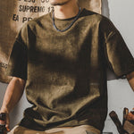 Men's retro washed army gray short-sleeved t-shirt with loose fit and casual style.