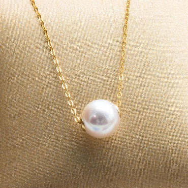 Road pass 18 K gold Akoya natural seawater pearl pendant necklace, clavicle containing 18K gold chain