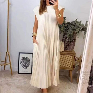 Short-Sleeve Pleated Maxi Dress | Round-Neck High-Volume Vertical Long Dress