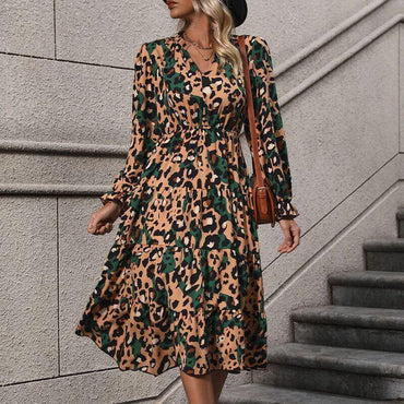 Mid-Length Long-Sleeve Leopard Print Dress | Structured Slim-Fit Animal Print Midi