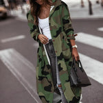 Fashionable women’s casual camo trench coat with lapel, perfect for commuting, styled with jeans and a handbag.